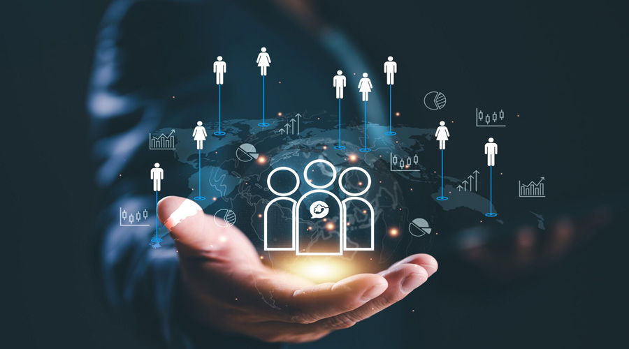 مدیر CRM کیست و چه نقشی در ارتقاء ارتباط با مشتریان دارد؟